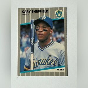 Gary Sheffield, Infield. Milwaukee Brewers. 1989 Fleer No. 196.  Trading Card